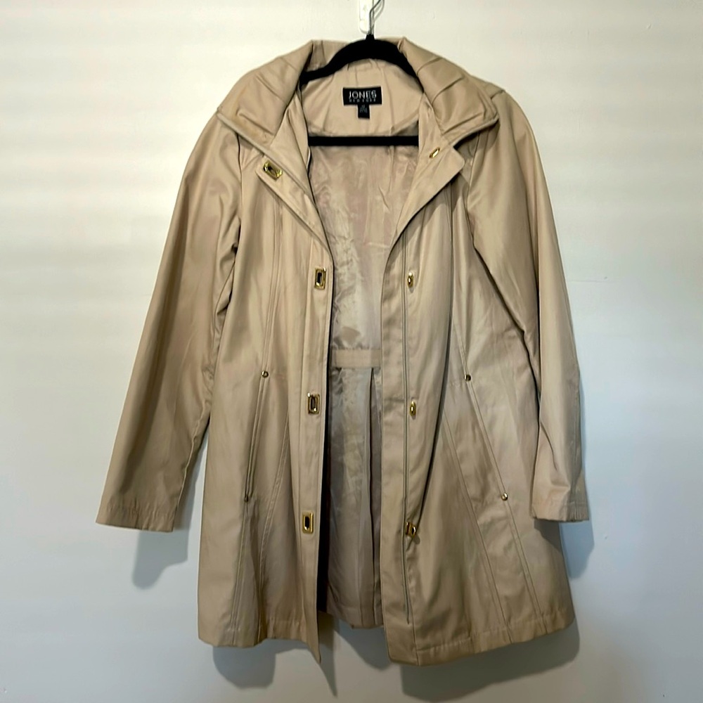 Jones New York Light Raincoat